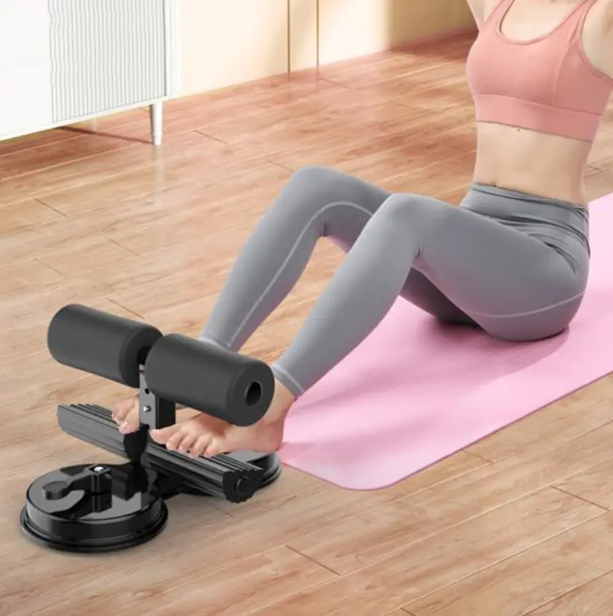 Скручування на прес з упором стоп у тренажері DK‑03